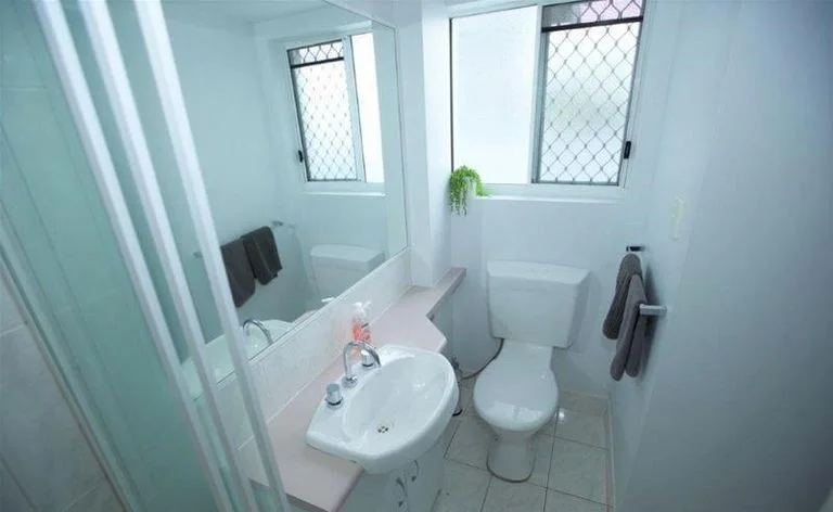 Additional image 8 of 2/10 Jubilee Avenue, Broadbeach QLD 4218