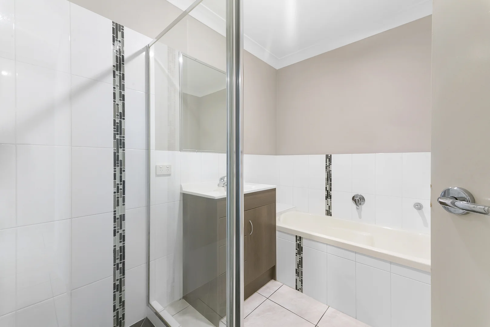 Additional image 15 of 1/6 Lysterfield Rise, Upper Coomera QLD 4209