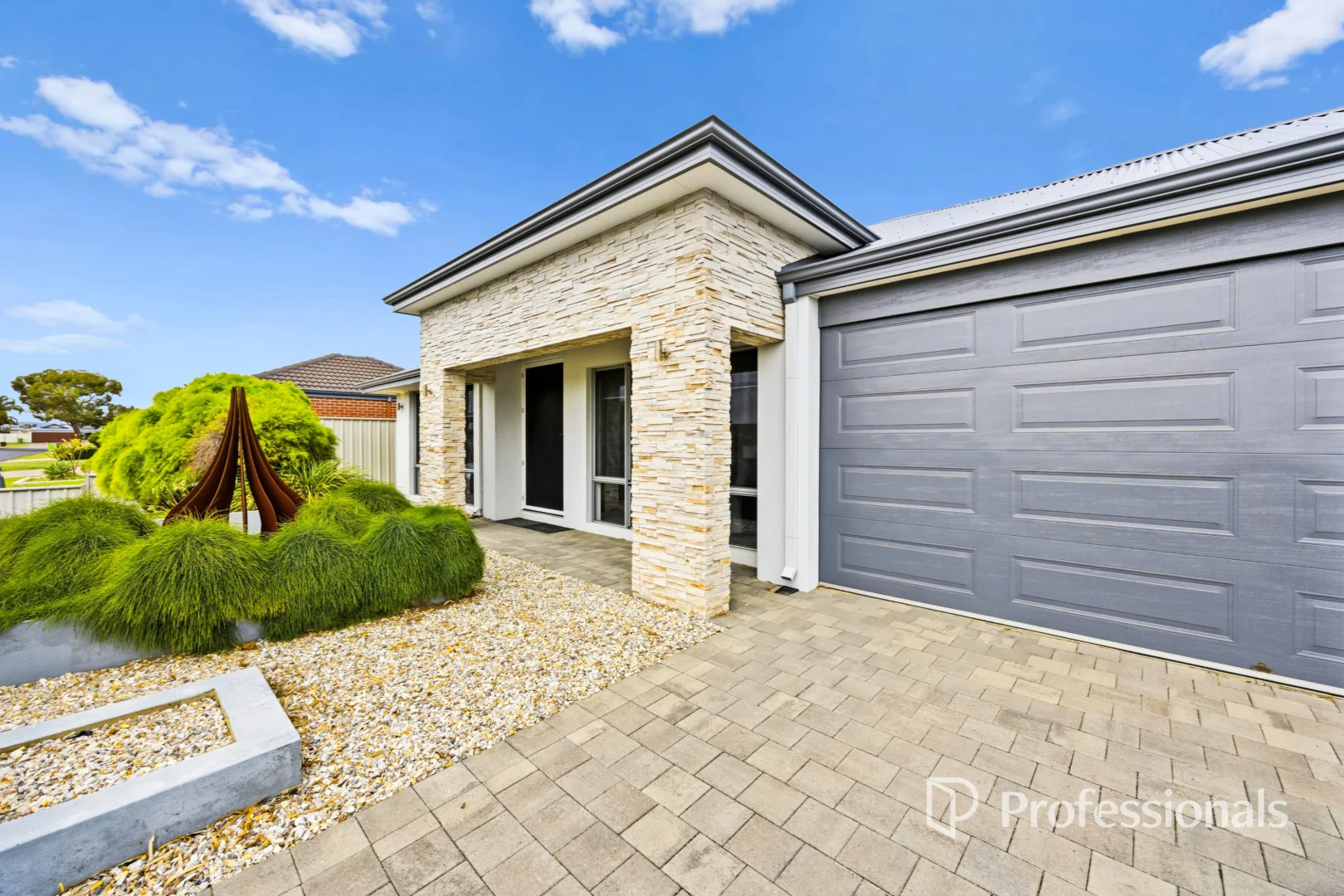 6 Moonstone Way, Australind WA 6233 photo 4