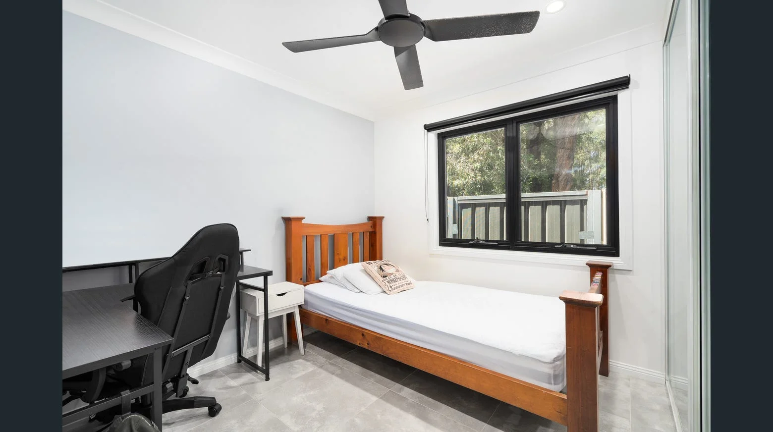 4a Low Street, Smithfield NSW 2164 photo 3