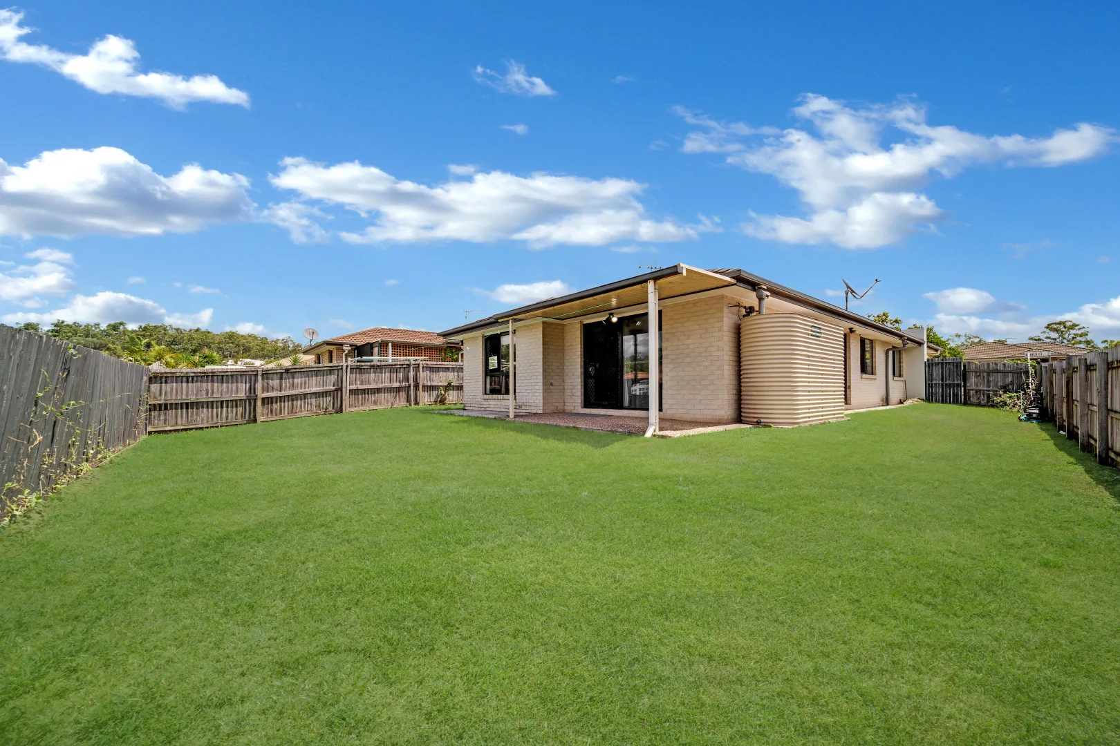 Additional image 4 of 2 Babich Court, Holmview QLD 4207