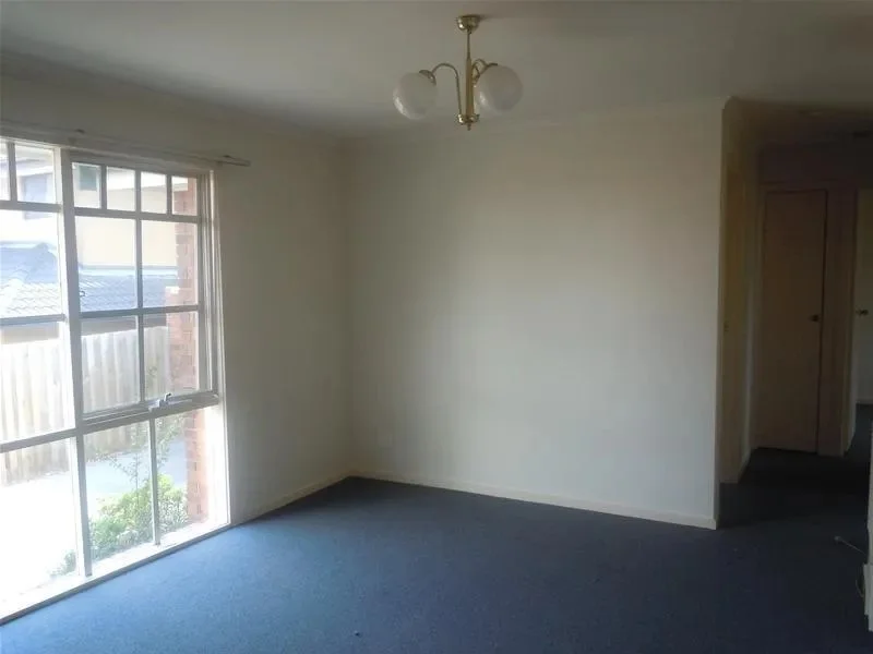 Additional image 2 of 2/129 Canterbury Road, Blackburn VIC 3130
