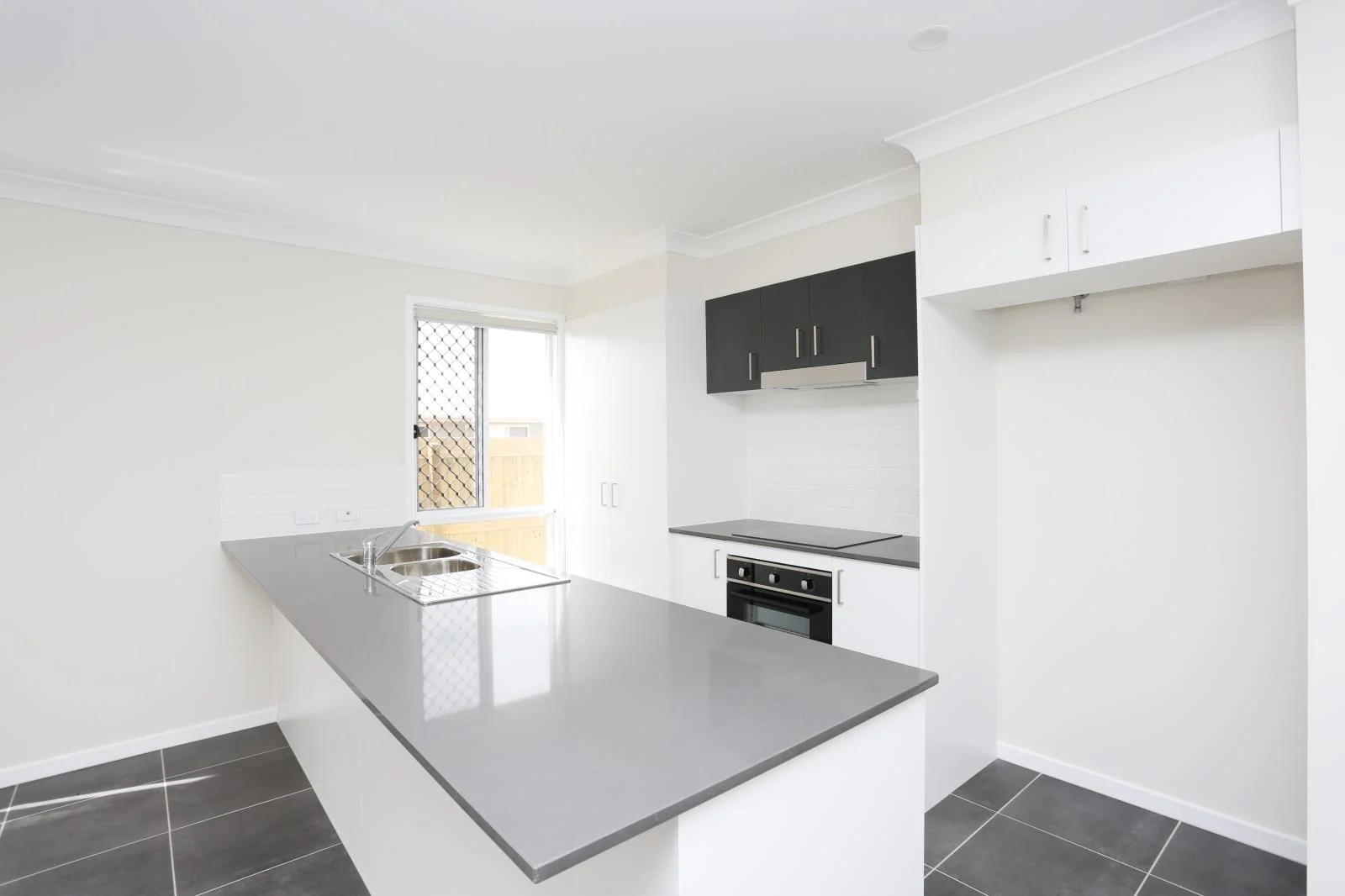 Additional image 2 of 10 Anne Street, Park Ridge QLD 4125