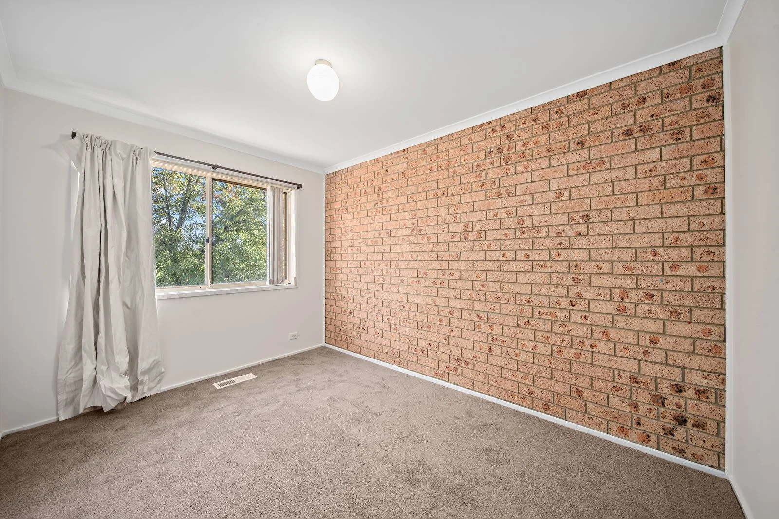 Additional image 5 of 18/11 Derrington Crescent, Bonython ACT 2905