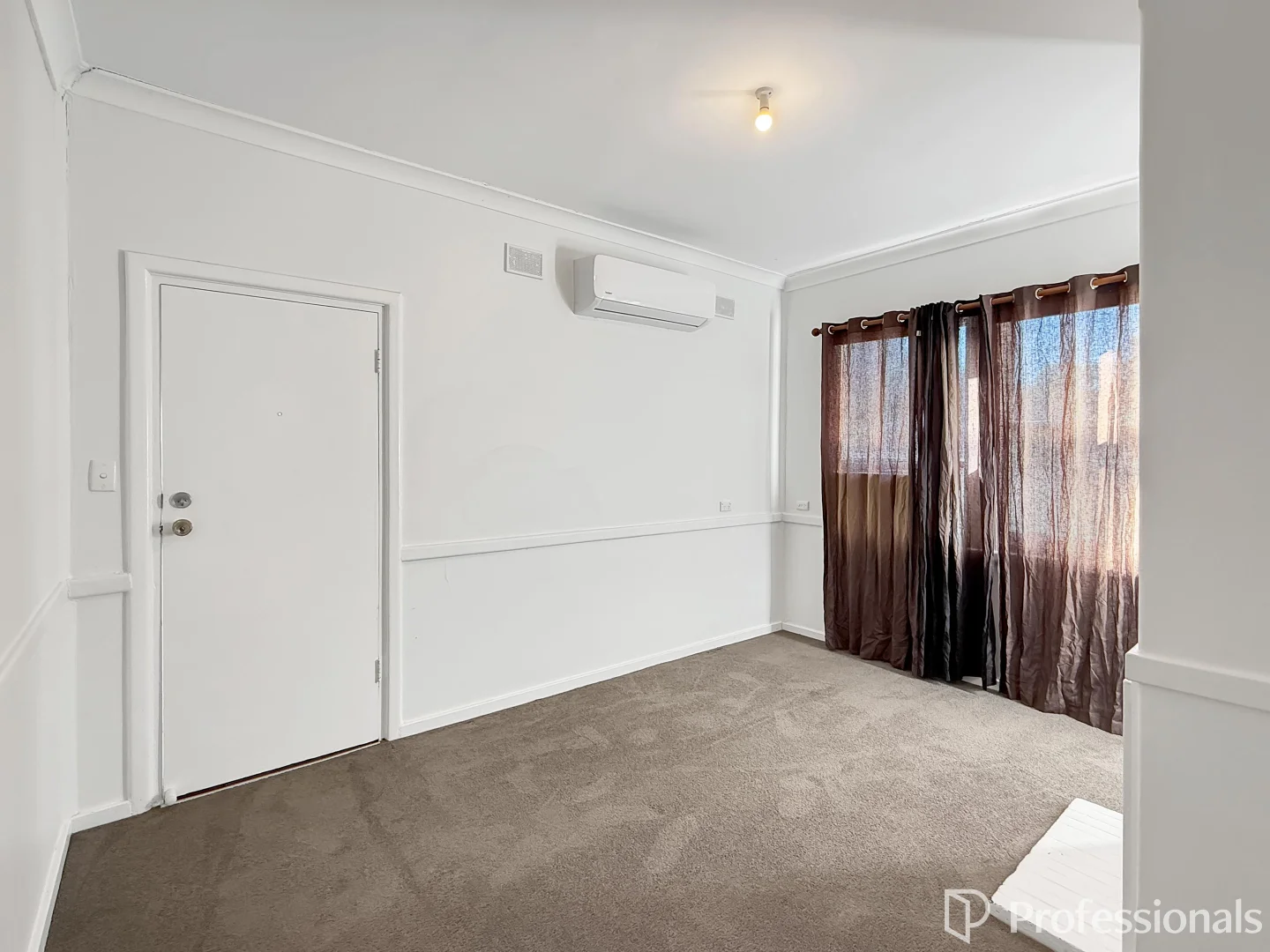 49 Tilshead Road, Elizabeth North SA 5113 photo 3