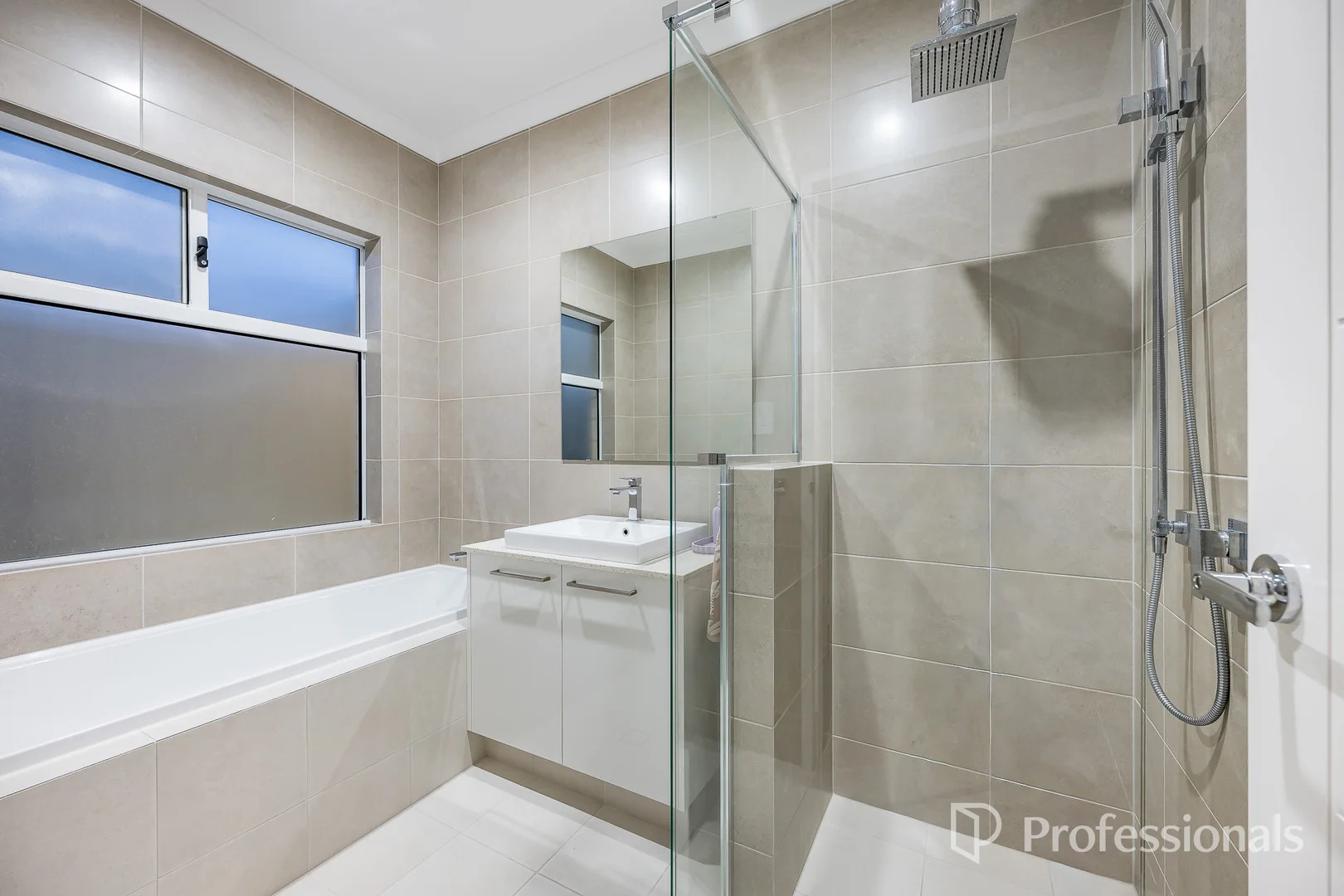 Additional image 27 of 10 Kiama View, Alkimos WA 6038