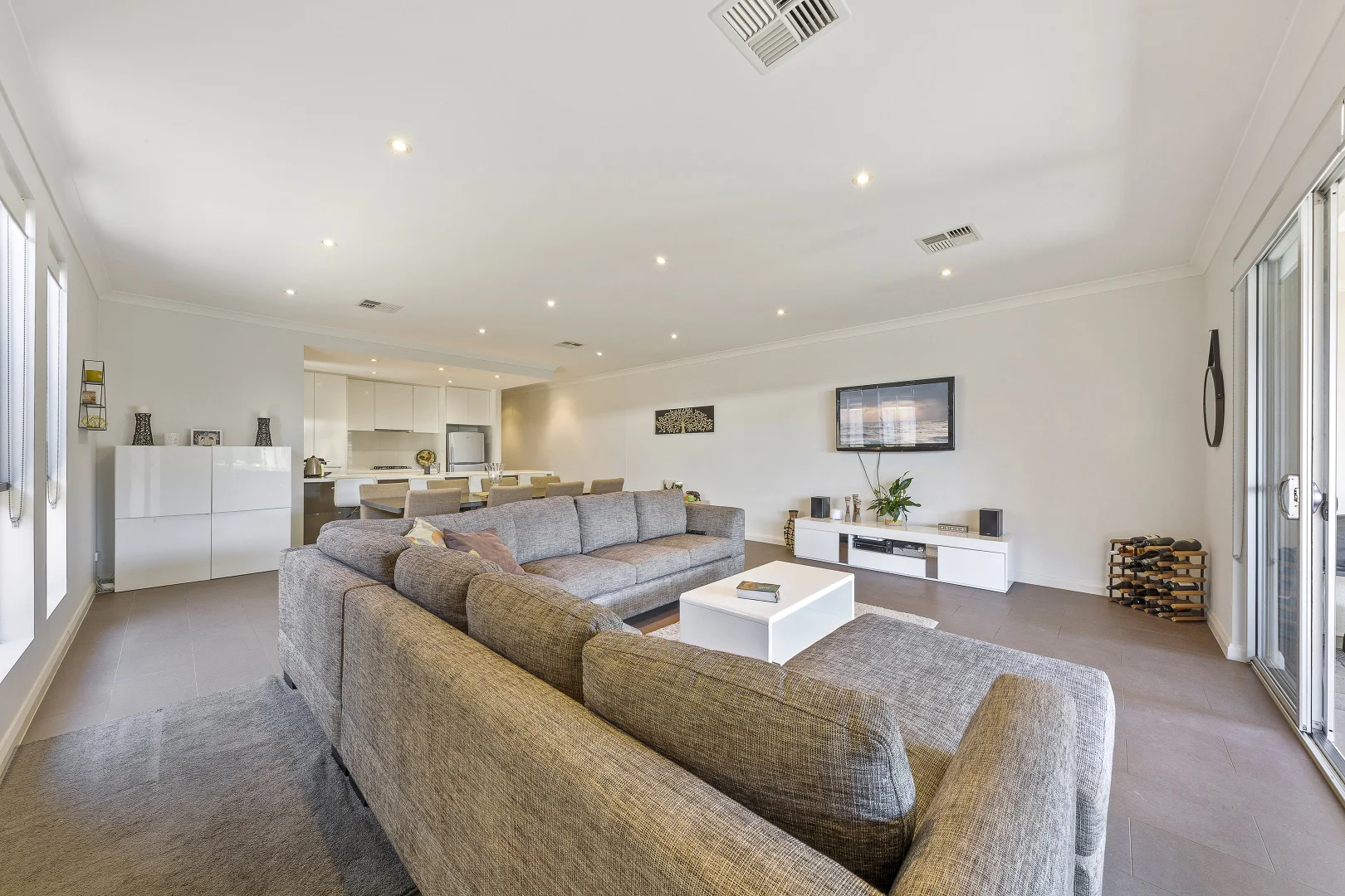 Additional image 3 of 30 Bolingbroke Avenue, Henley Beach SA 5022