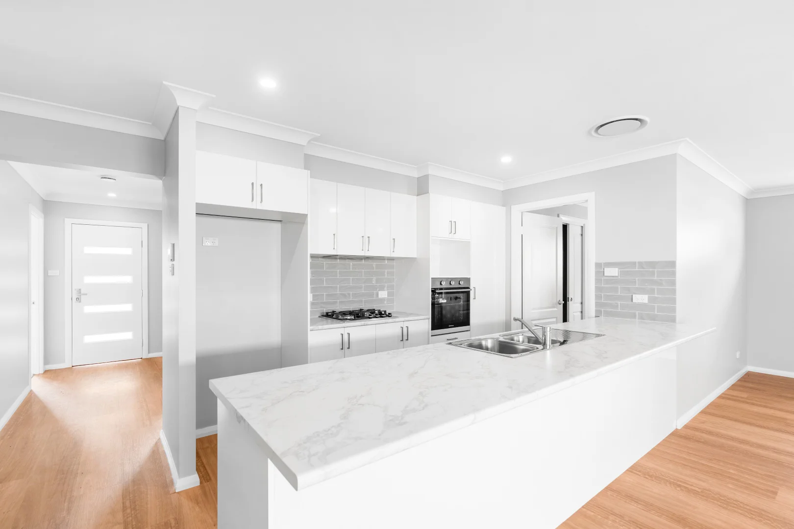 Additional image 5 of 2 Becker St, Temora NSW 2666