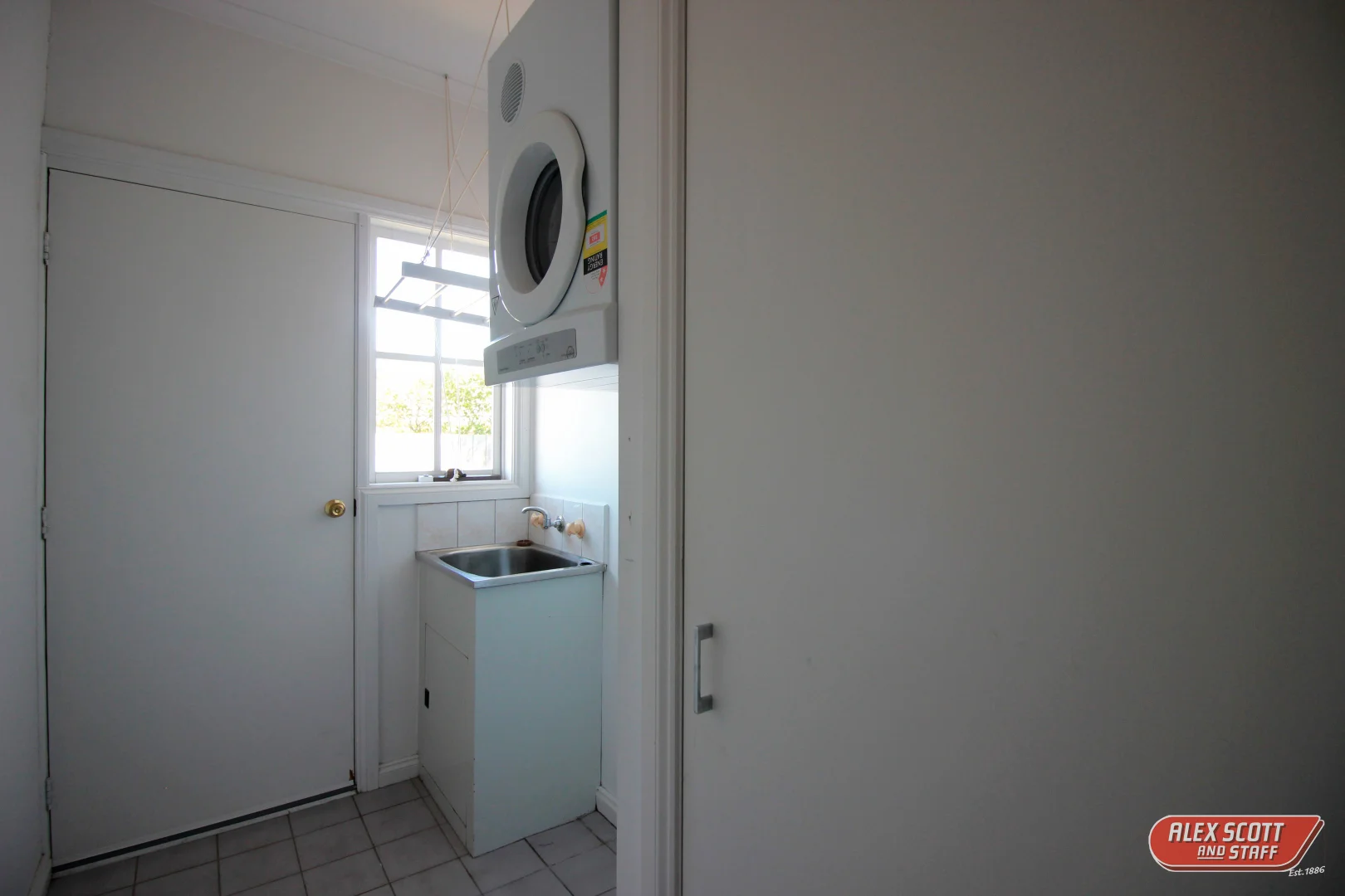 Additional image 7 of 3/66 Gloucester Avenue, Berwick VIC 3806