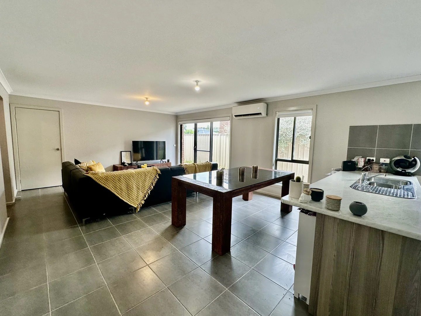 26 Glory Way, Shepparton VIC 3630 photo 3