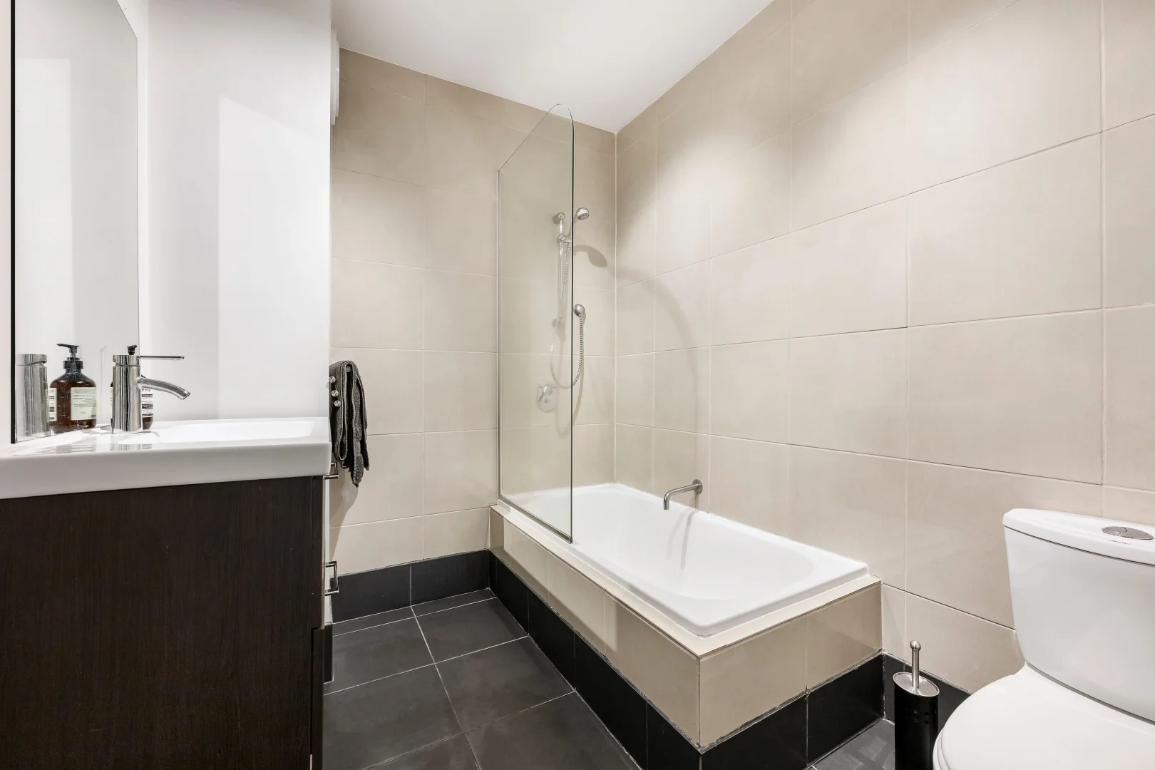 Additional image 4 of 2/246 Union Road, Surrey Hills VIC 3127