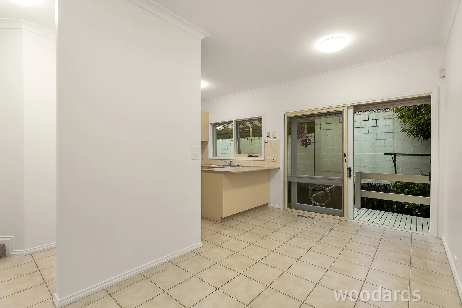 2/75 Manningham Road, Bulleen VIC 3105 photo 5