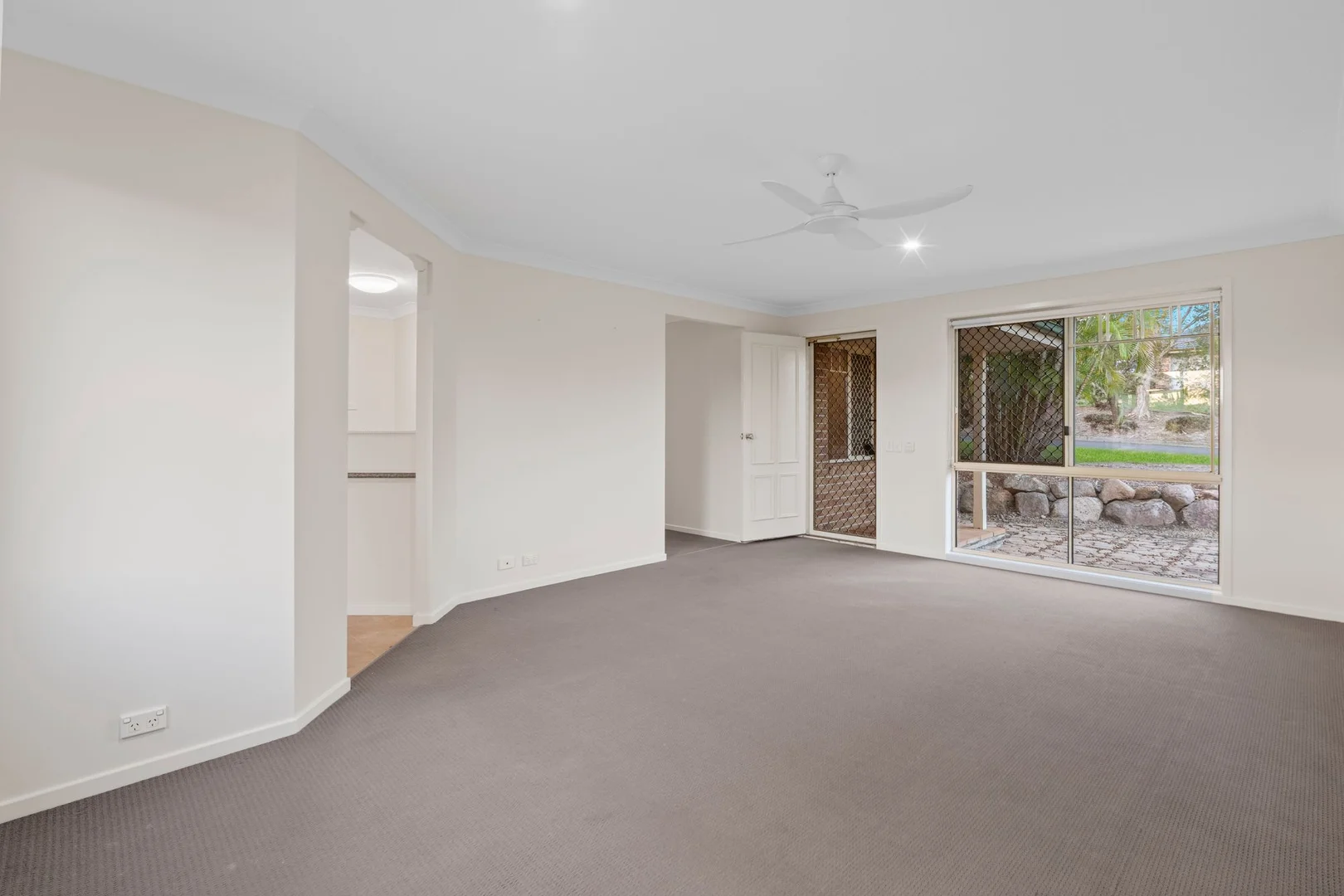 Additional image 2 of 33 Washbrook Cres, Petrie QLD 4502