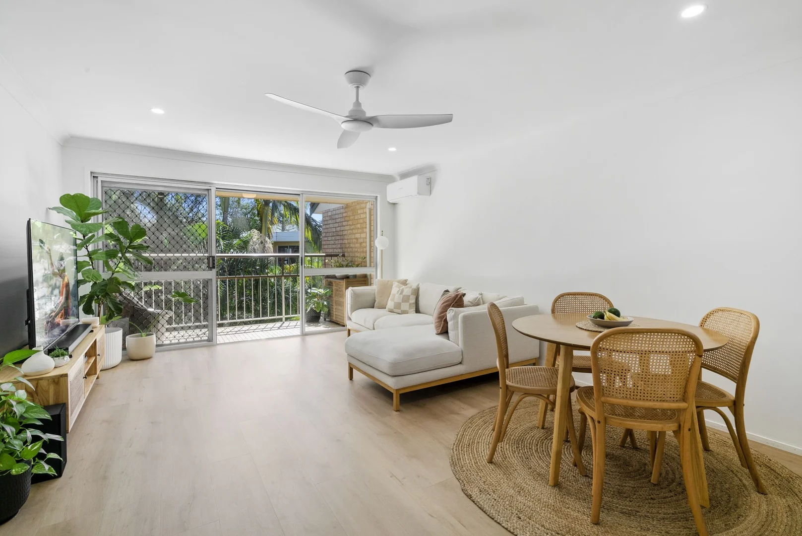 12/9 Twenty Eighth Avenue, Palm Beach QLD 4221