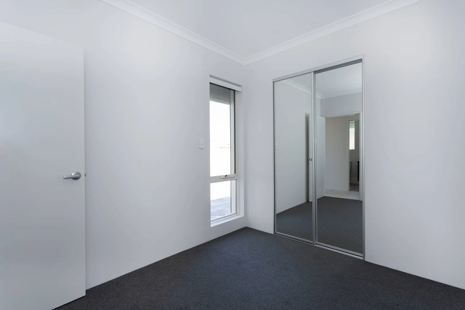 Additional image 12 of A/4 Woodleigh Gardens, Ballajura WA 6066