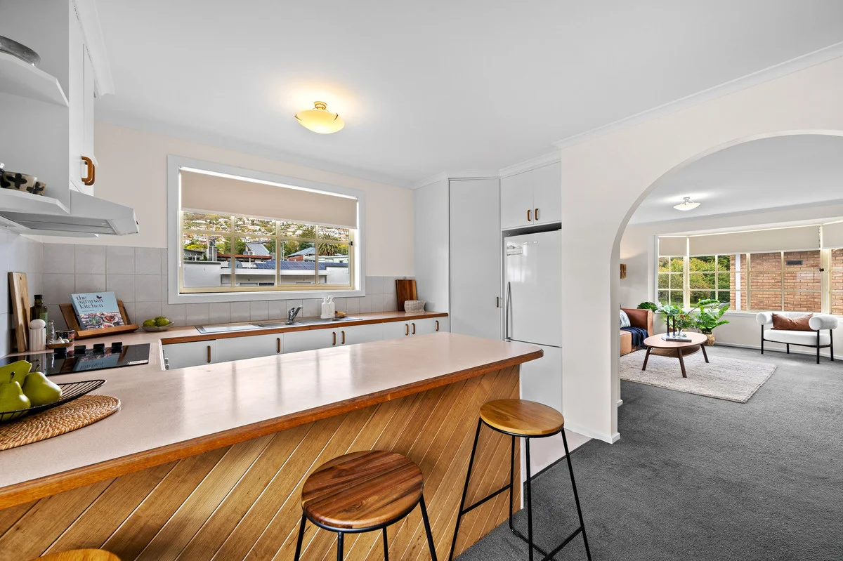 4/9 Long Point Road, Sandy Bay TAS 7005 photo 4