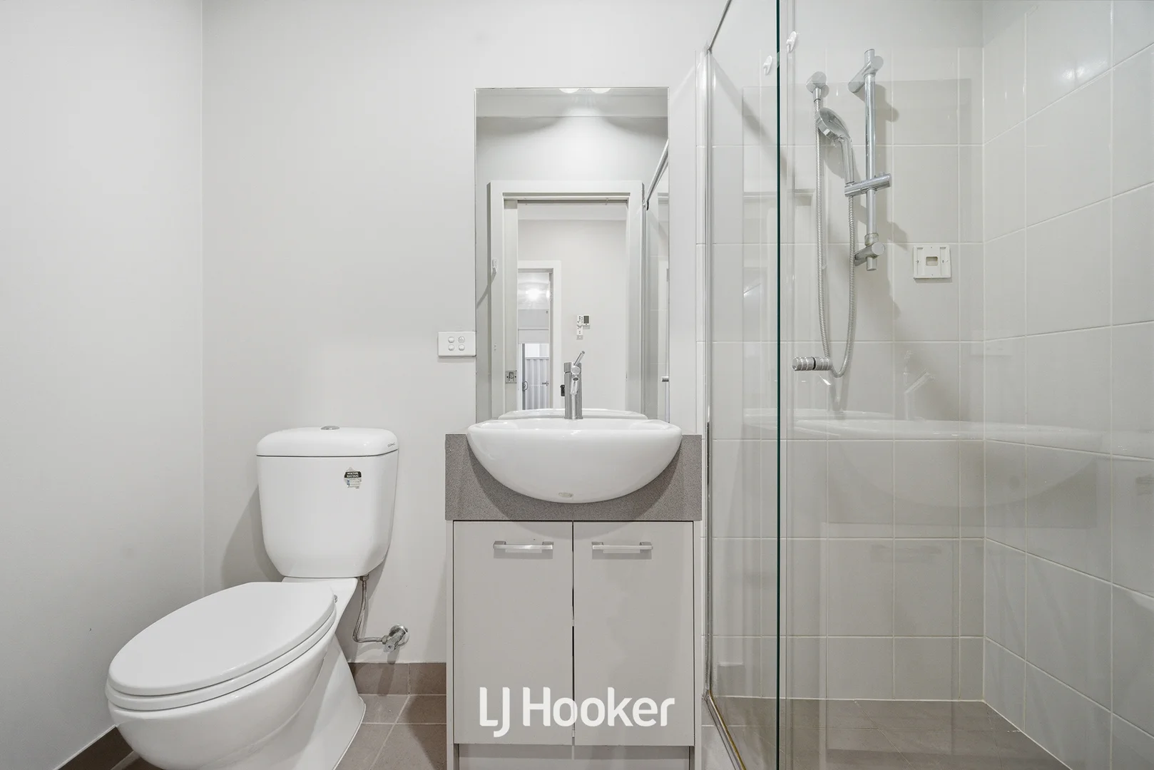 Additional image 18 of 19 McEwan Drive, Cranbourne East VIC 3977