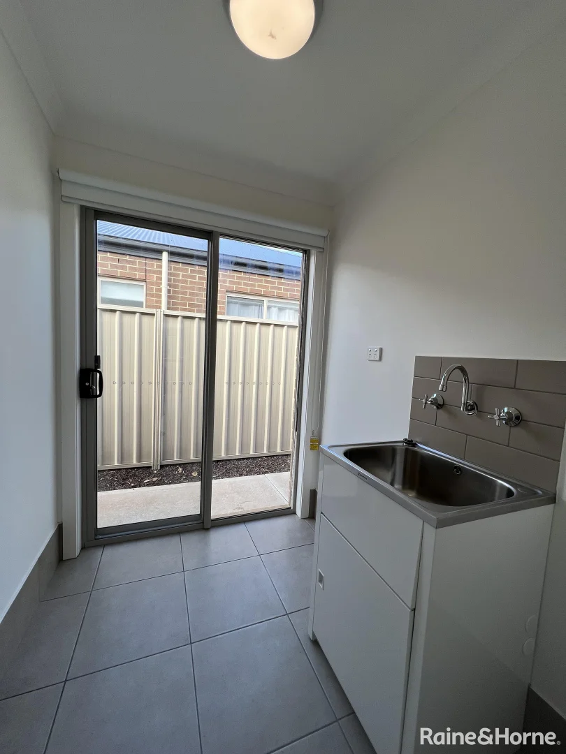 Additional image 12 of 5 Olympic Way, Munno Para West SA 5115