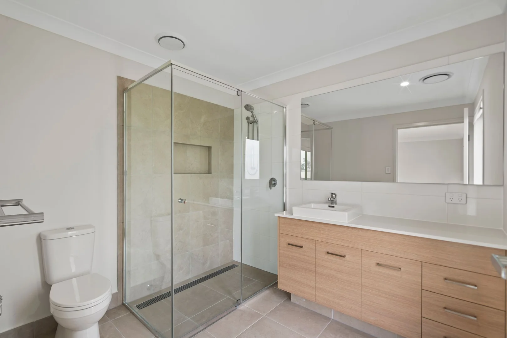 Additional image 5 of 1/616 Elliott Street, South Maclean QLD 4280