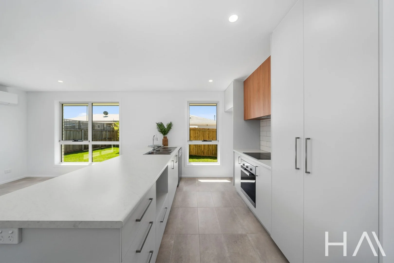 Additional image 6 of 2/8 Kenbrae Avenue, Glenorchy TAS 7010