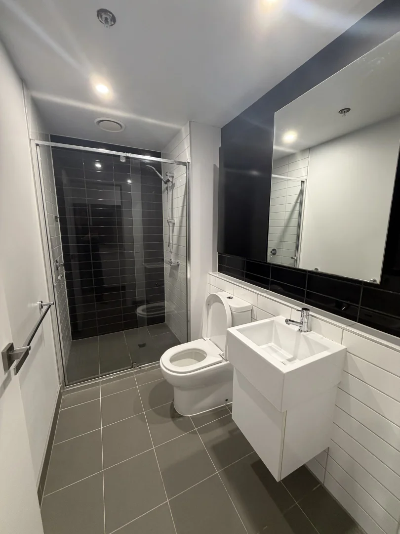Additional image 5 of 2703/80 Abeckett Street, Melbourne VIC 3000