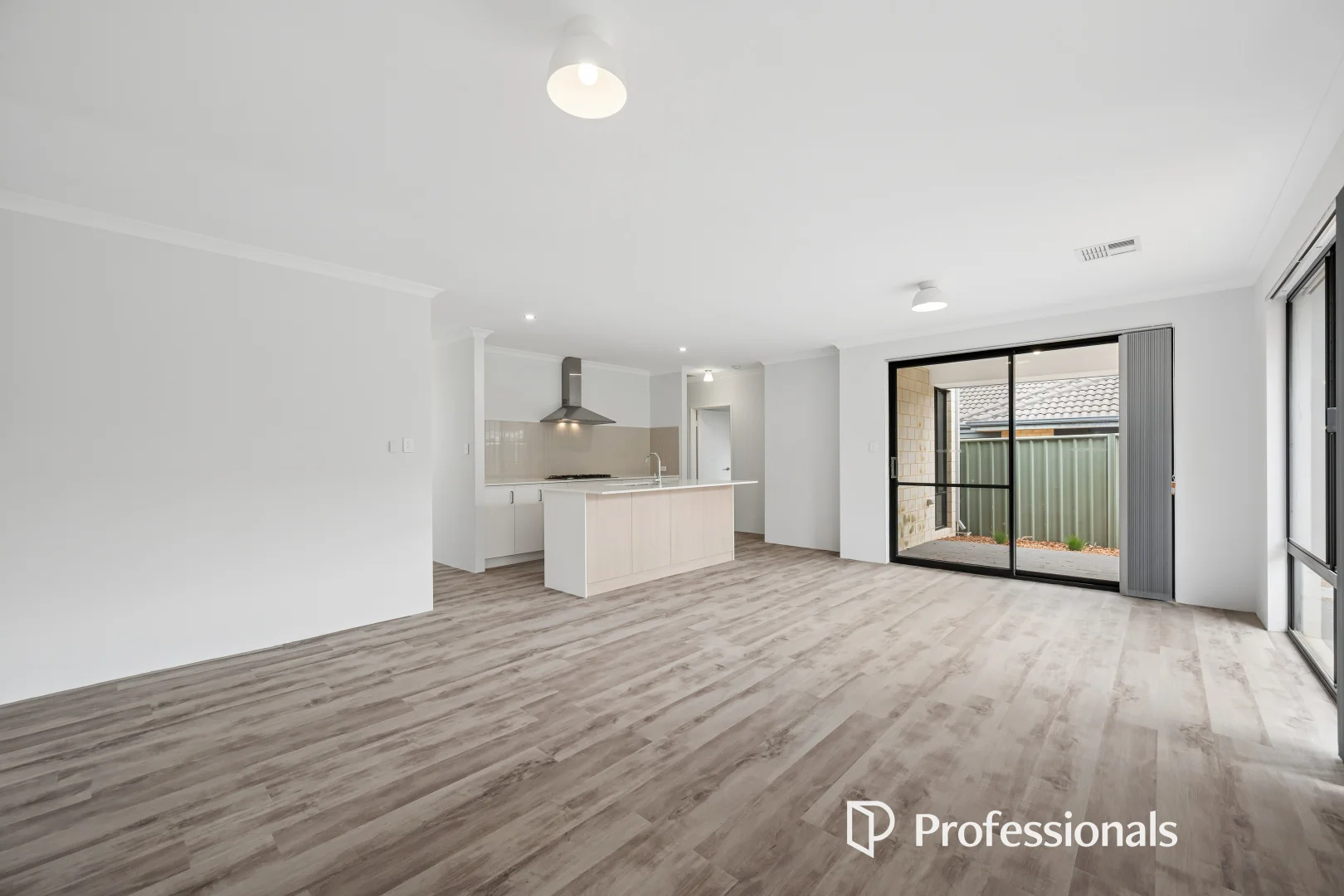 Additional image 9 of 32b Sussex Road, Forrestfield WA 6058
