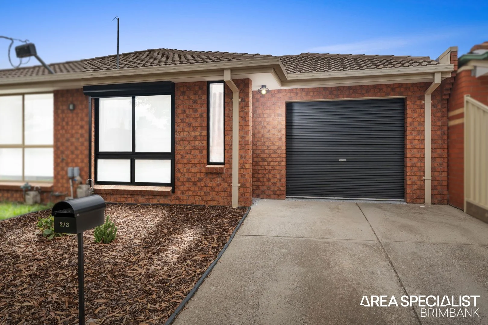 2/3 Nadur Court, St Albans VIC 3021