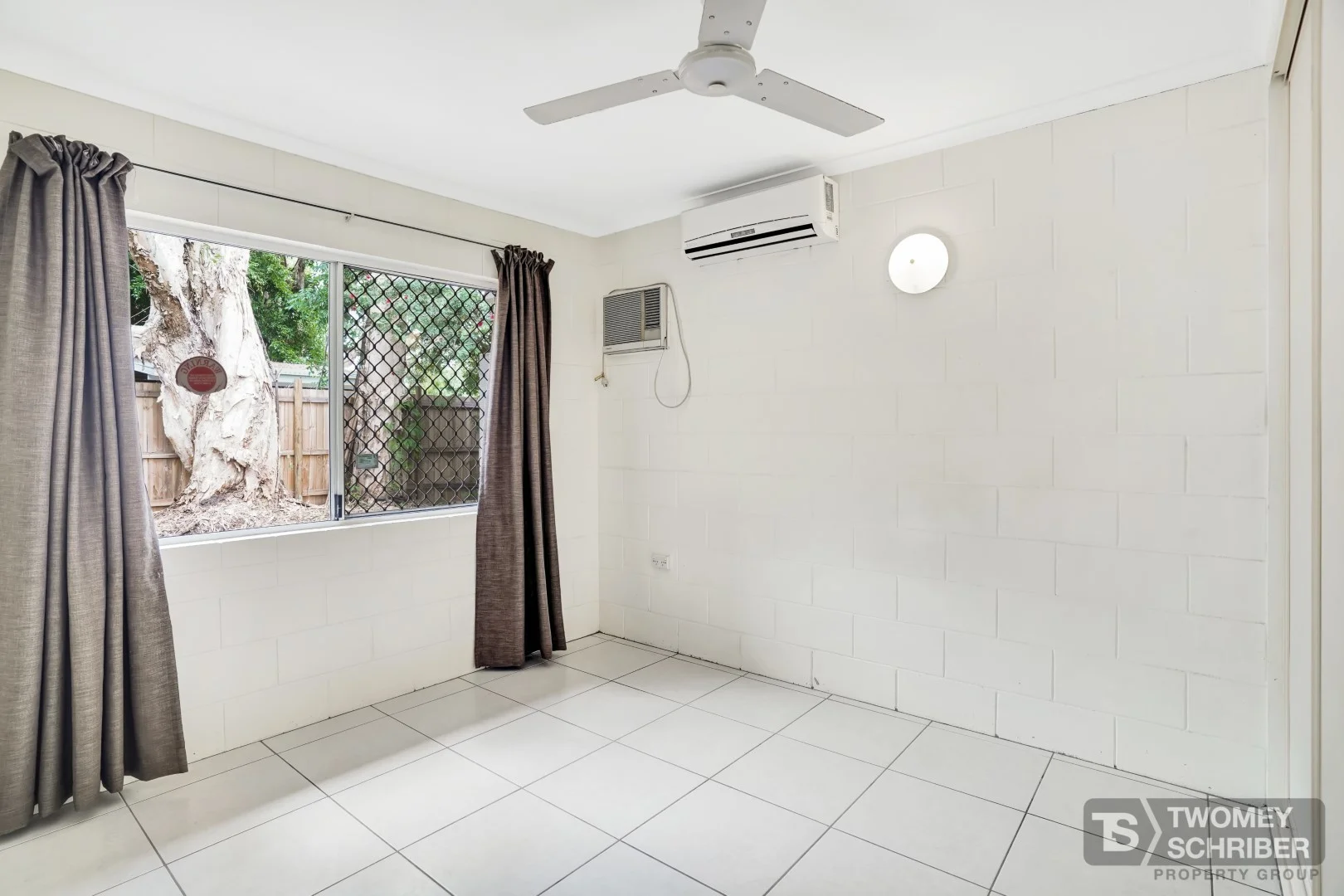 Additional image 4 of 28 Oleander Street, Holloways Beach QLD 4878