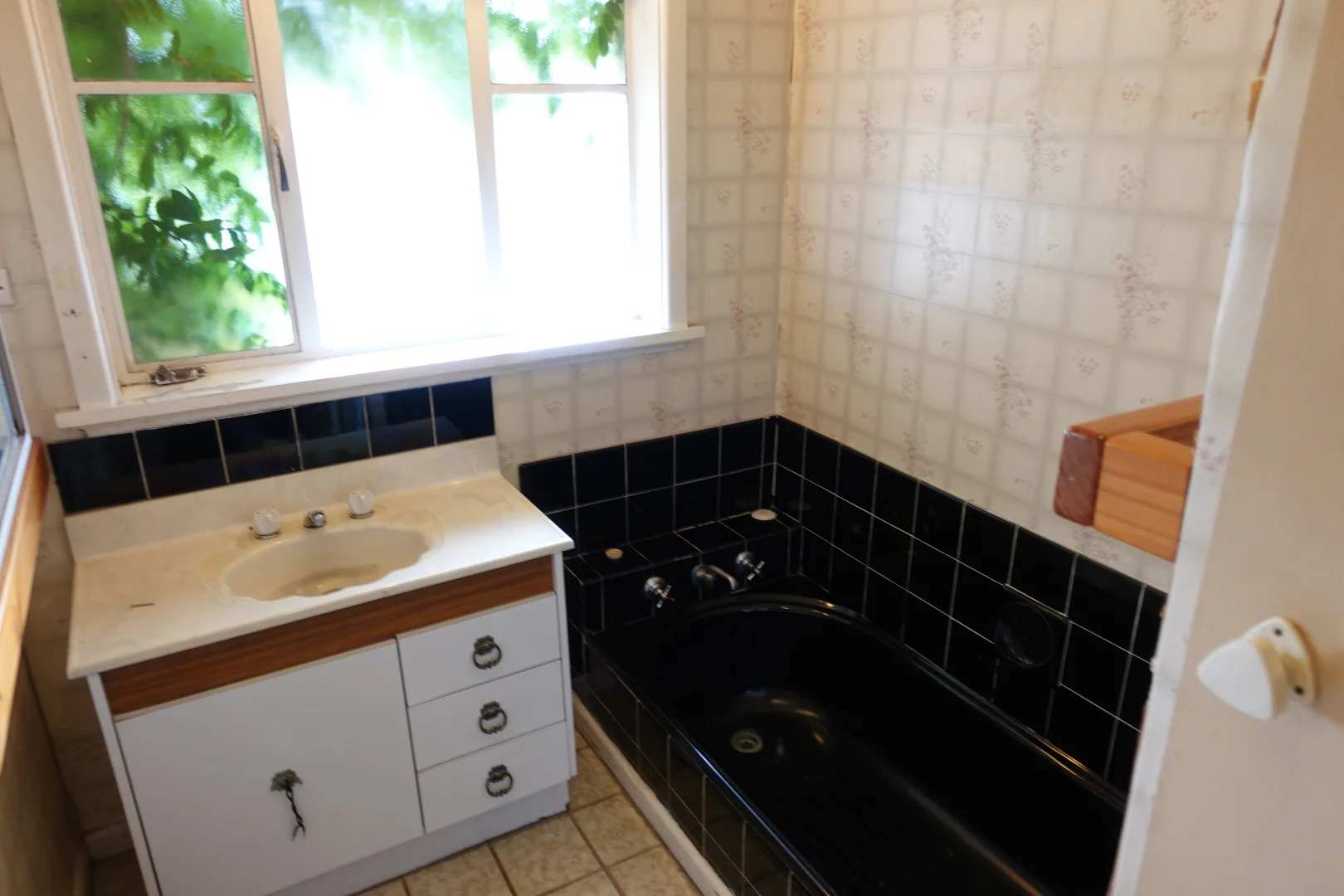 Additional image 5 of 4 Stapley Crescent, Altona North VIC 3025