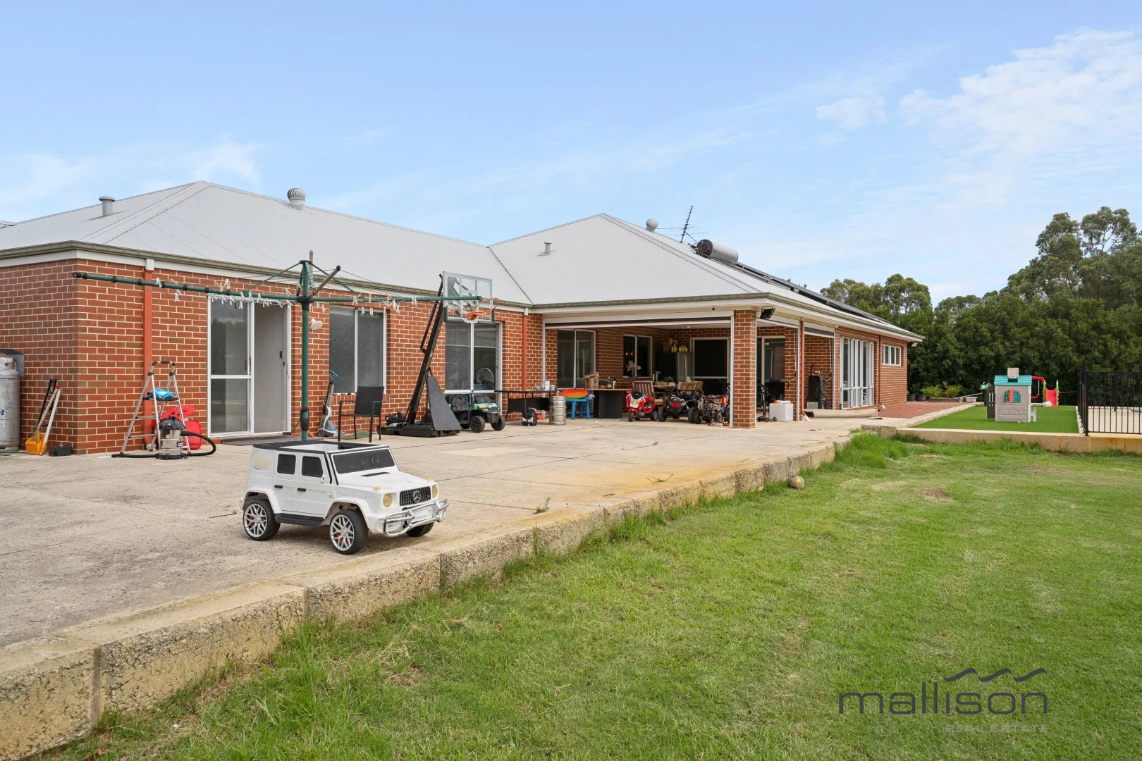 Additional image 22 of 39 Holstein Court, Oakford WA 6121