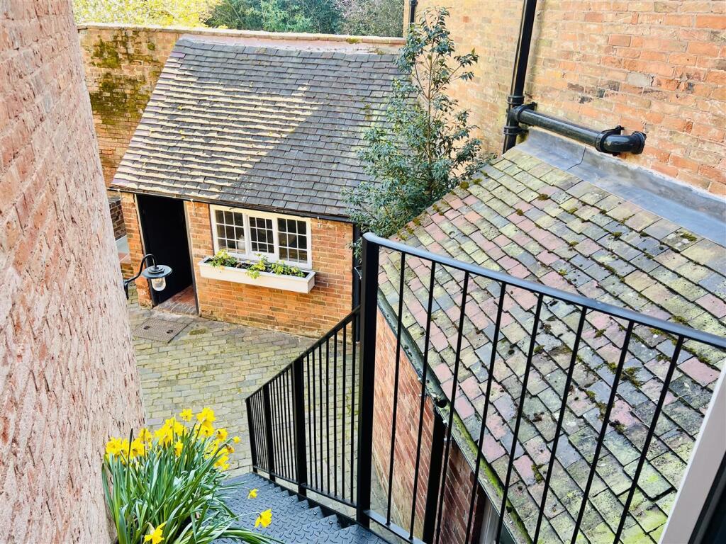 Additional image 17 of First Floor Apartment at High Street, Coleshill, Birmingham