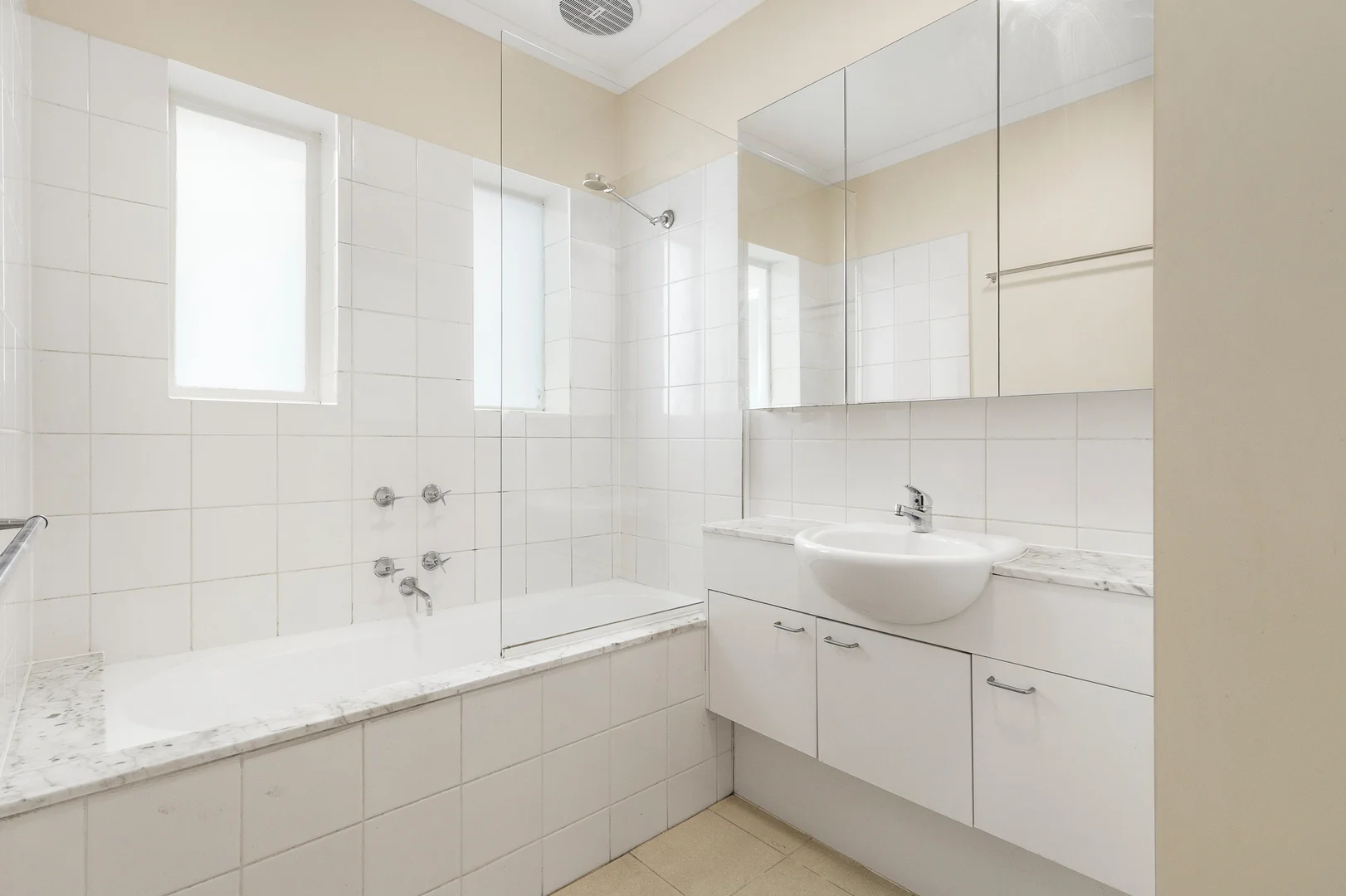 Additional image 5 of 3/150 Barkers Road, Hawthorn VIC 3122