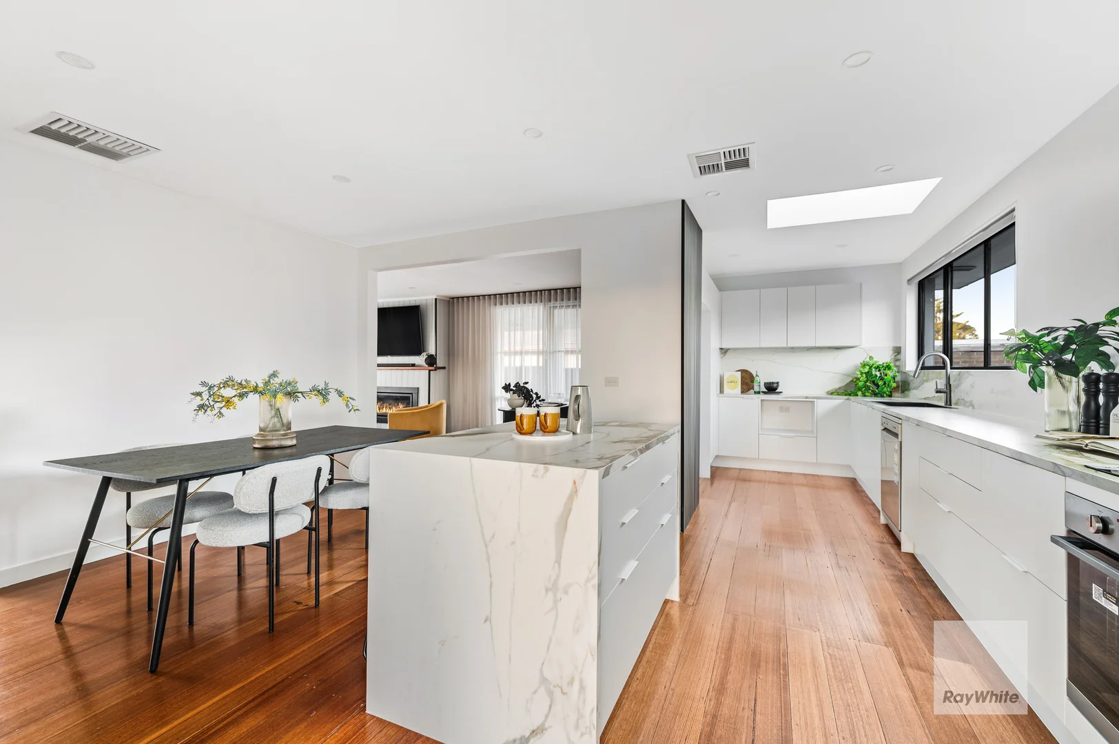 Additional image 11 of 9 Bladen Place, Gladstone Park VIC 3043