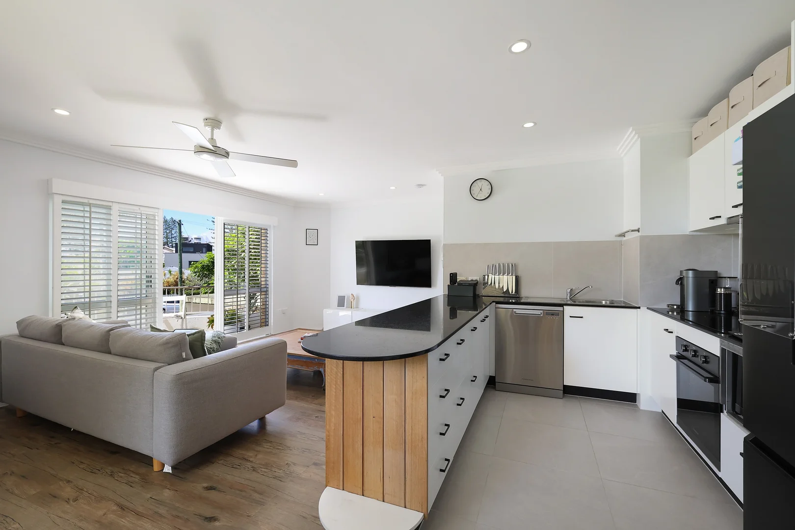 Additional image 7 of 5/116 Petrel Avenue, Mermaid Beach QLD 4218