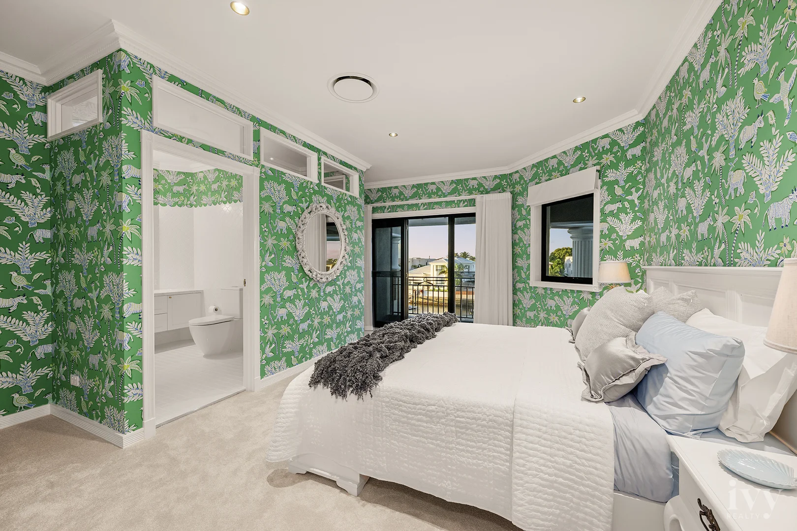 Additional image 27 of 5-7 Queen Guineveres Place, Sovereign Islands QLD 4216