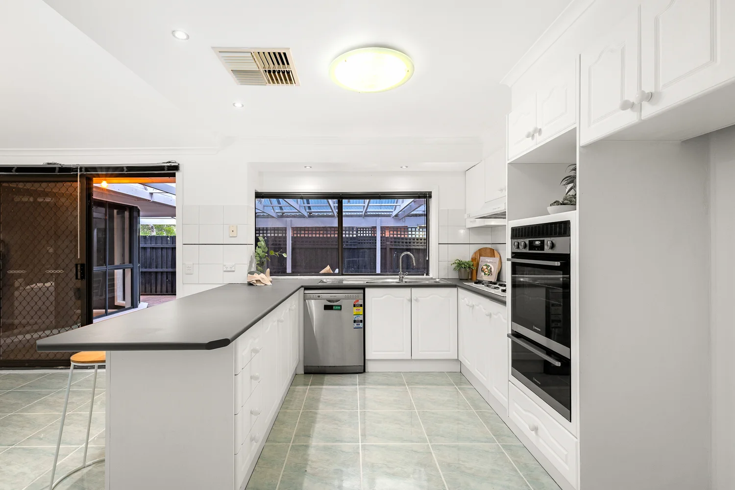 Additional image 6 of 17 Pastoral Place, Sydenham VIC 3037