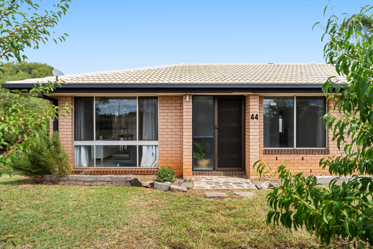 44 Railway Street, Cambooya QLD 4358