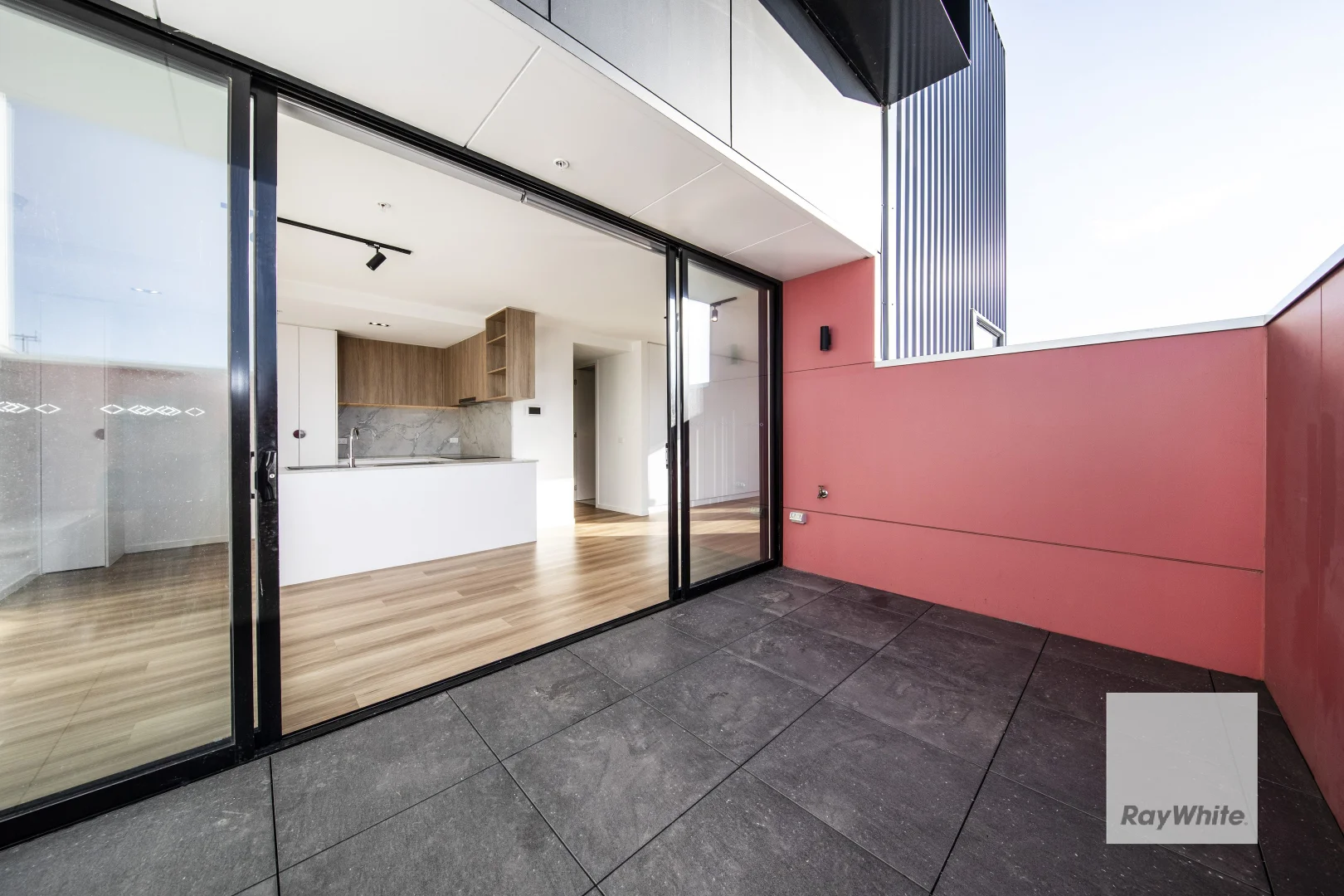 Additional image 8 of 3/28 Pennell Avenue, St Albans VIC 3021