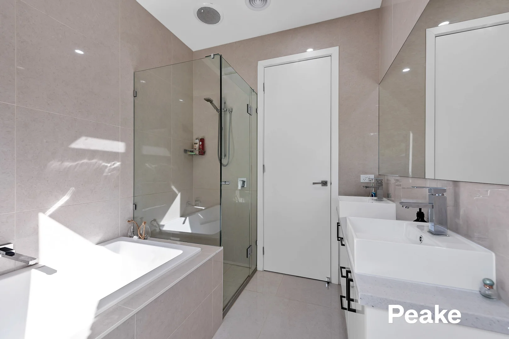 Additional image 2 of 4/2 Allan Street, Berwick VIC 3806