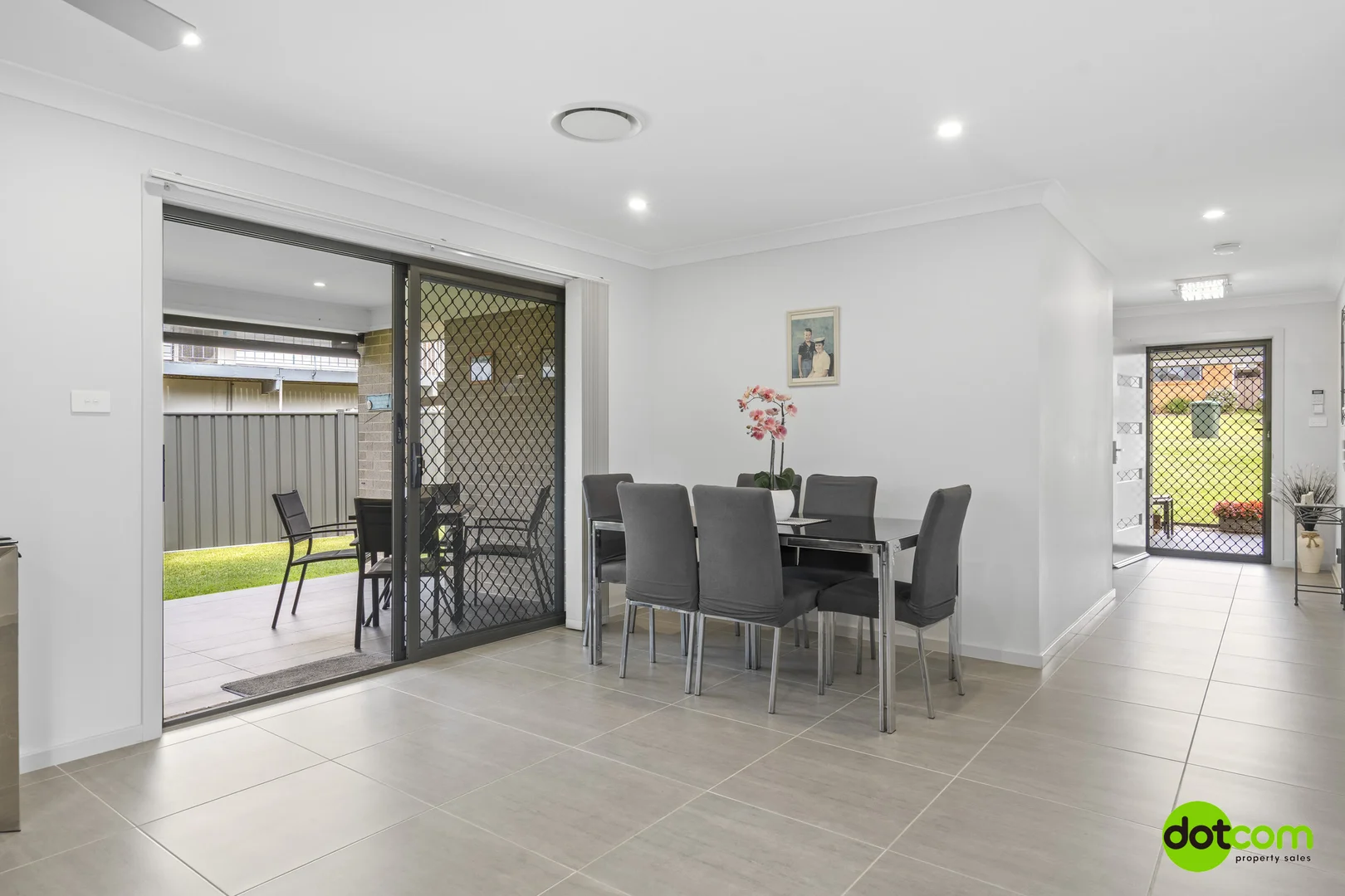 Additional image 10 of 128 Winbin Crescent, Gwandalan NSW 2259