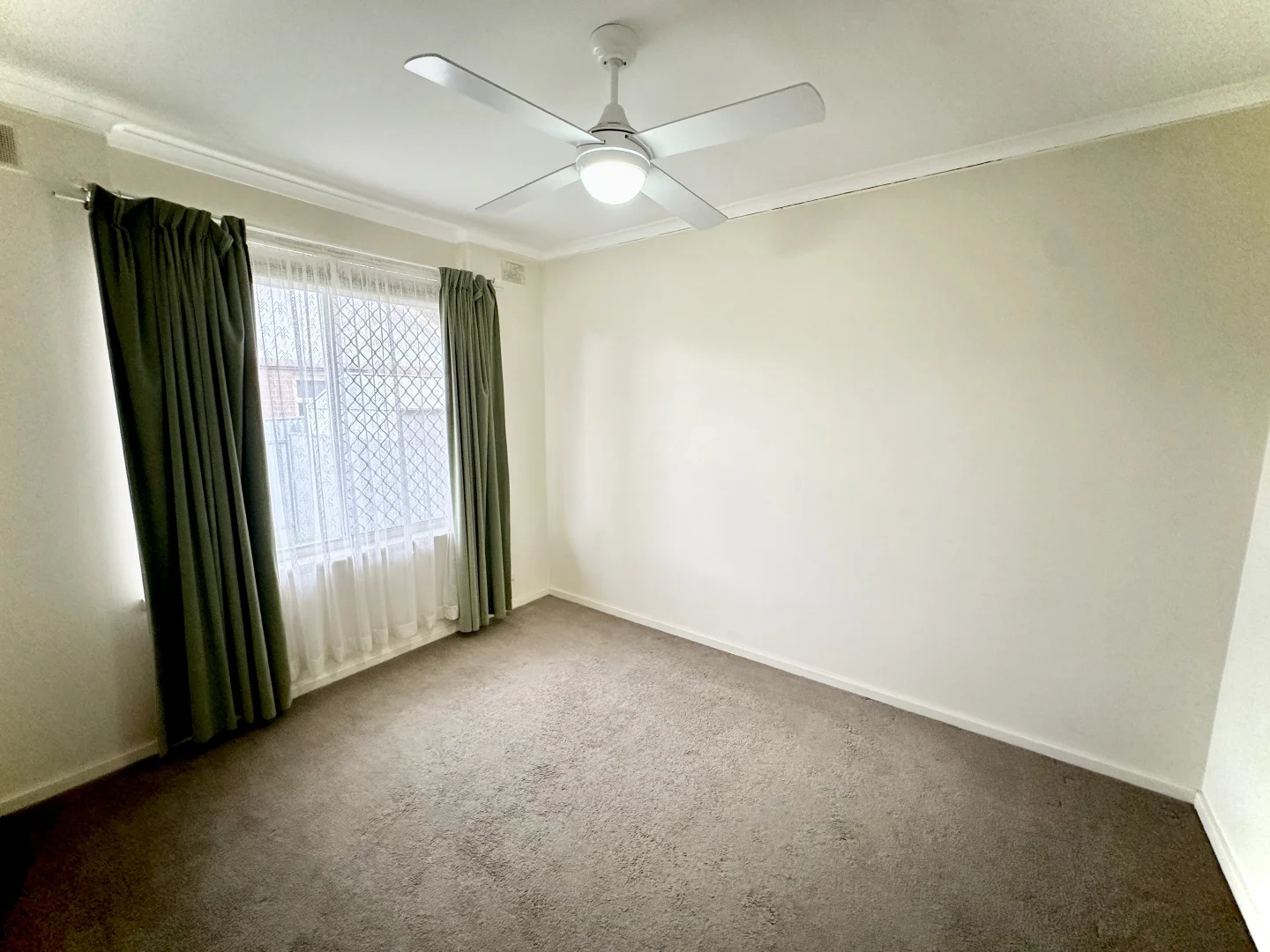 Additional image 11 of 2/139 Galloway Road, O'Sullivan Beach SA 5166