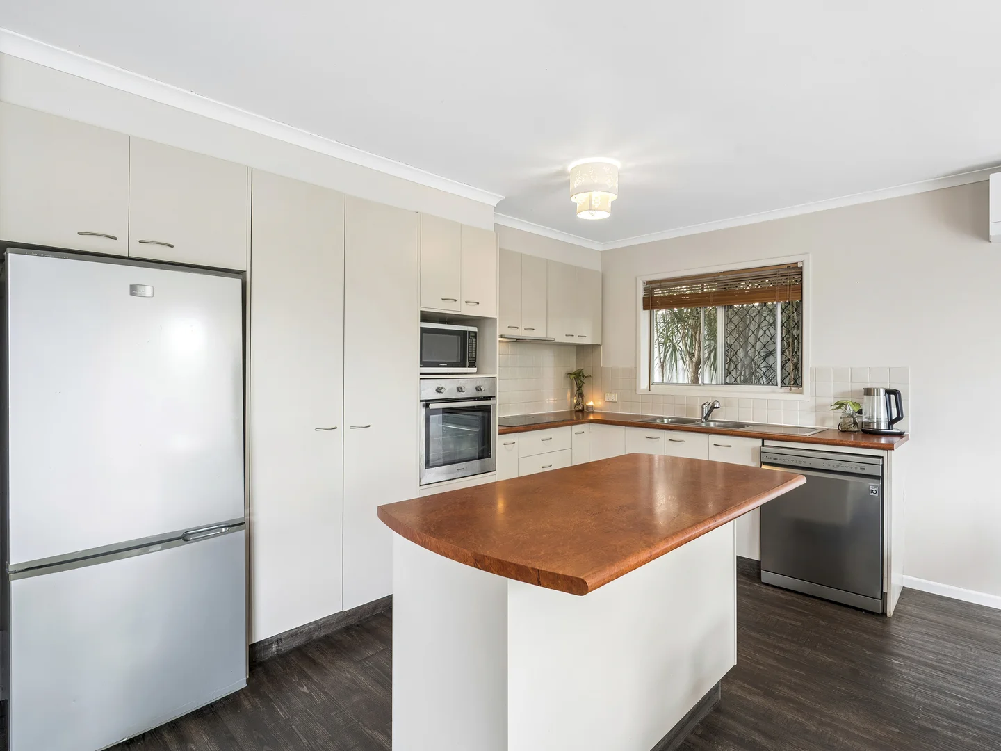 Additional image 10 of 134 Bamboo Avenue, Benowa QLD 4217