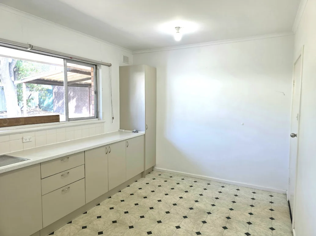 Additional image 6 of 13 Canterbury Crescent, Valley View SA 5093