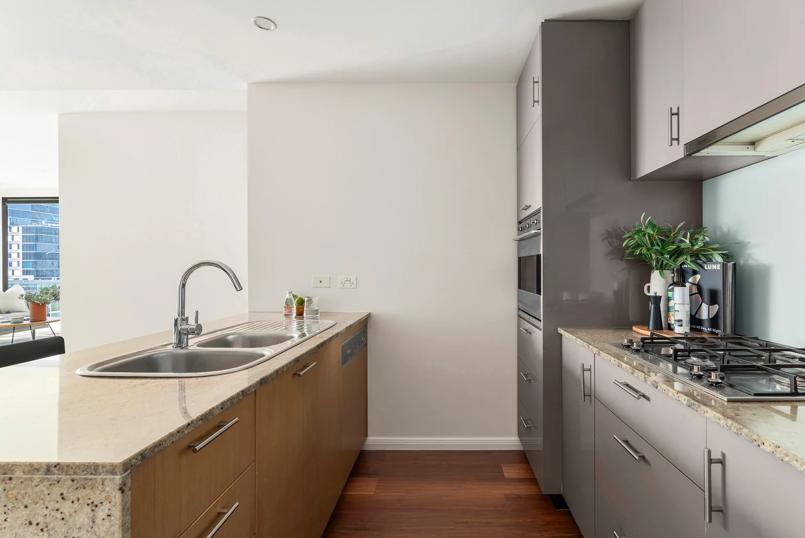 Additional image 5 of 902/480 St Kilda Road, Melbourne VIC 3004