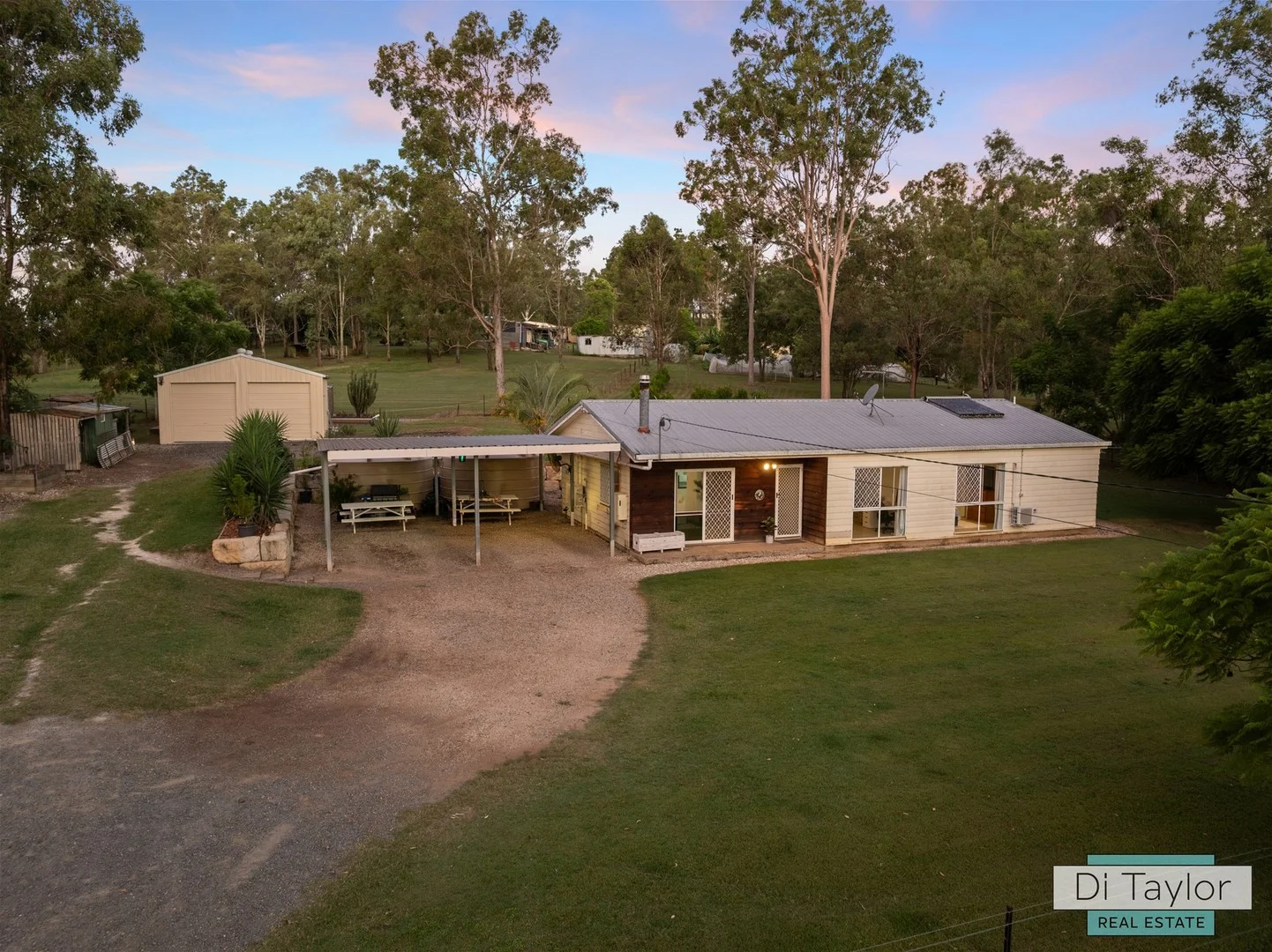 5979 Mt Lindesay Hwy, Woodhill QLD 4285