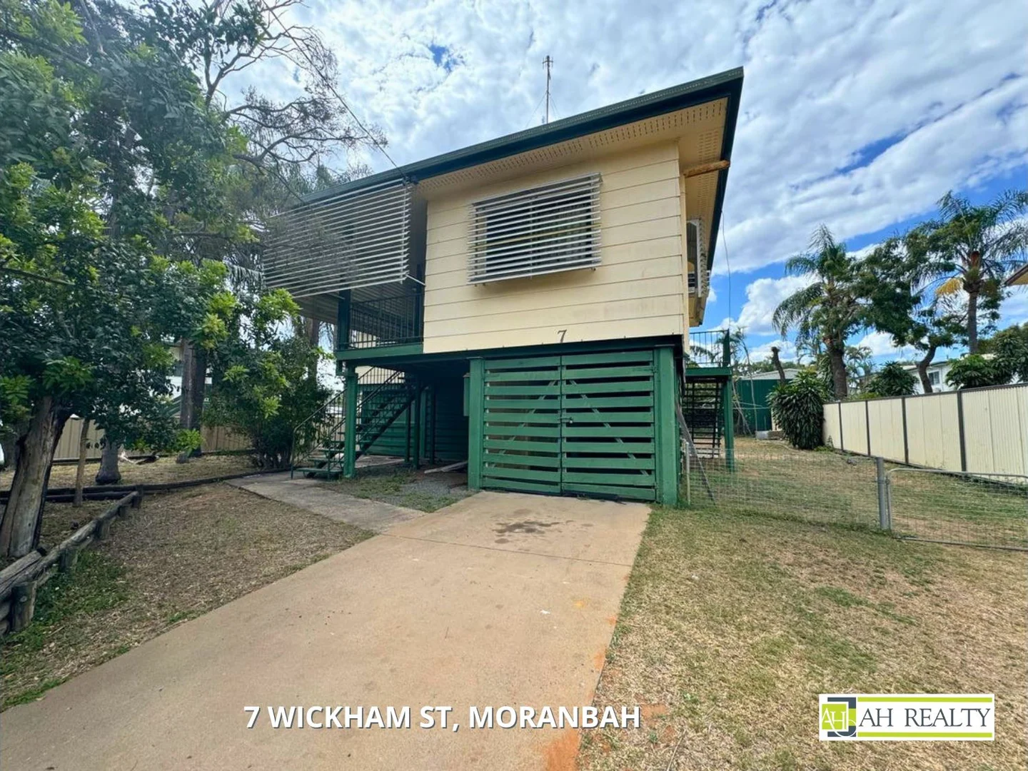 7 Wickham Street, Moranbah QLD 4744
