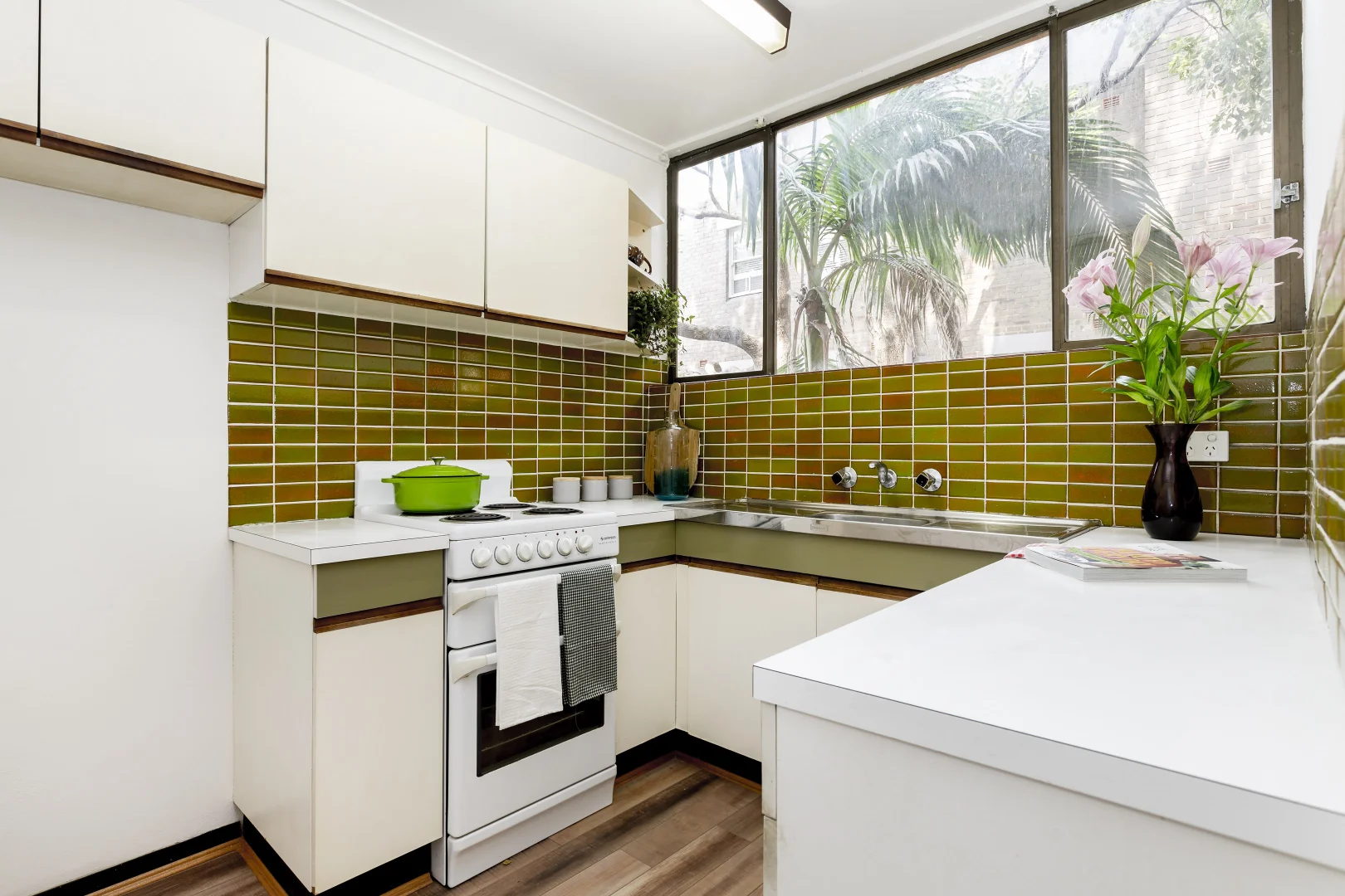 Additional image 4 of 11/53-55 Elizabeth Bay Road, Elizabeth Bay NSW 2011