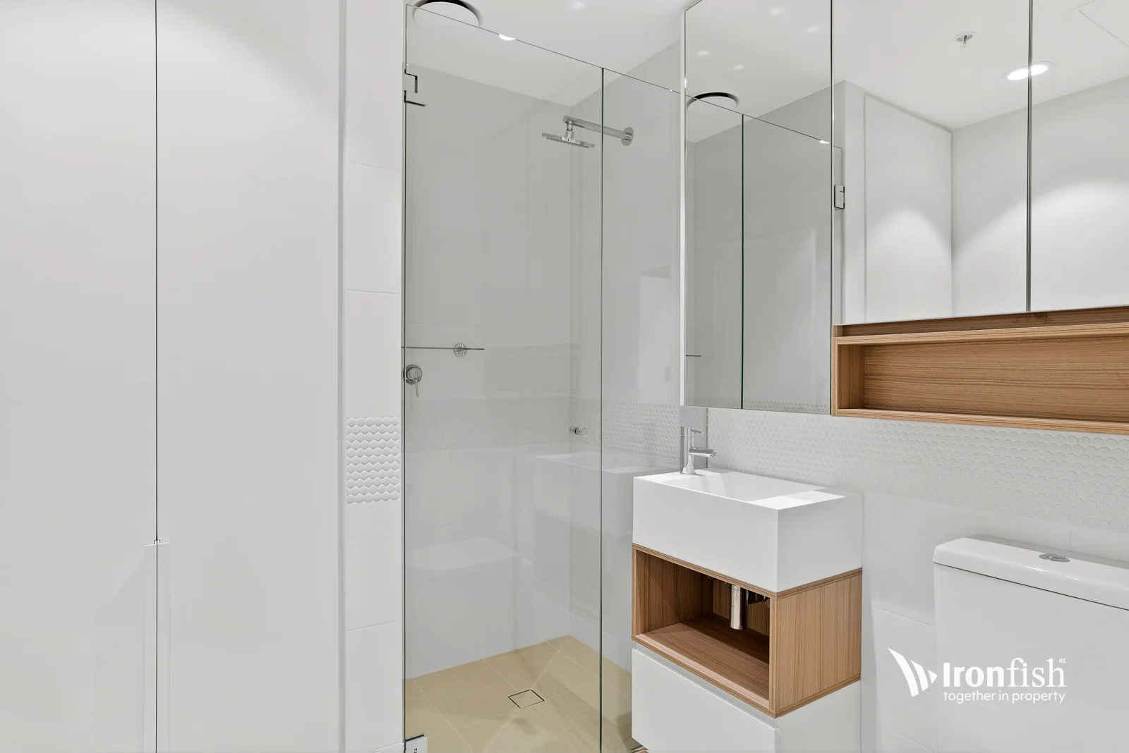 Additional image 5 of 309/130 Dudley Street, West Melbourne VIC 3003