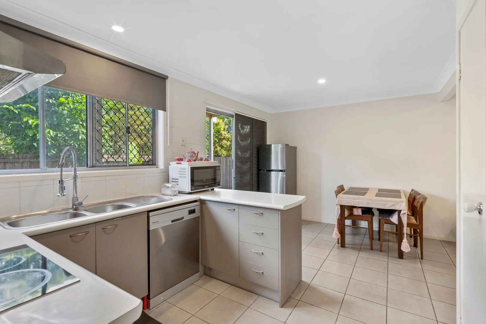 Additional image 4 of 30/34-42 University Drive, Meadowbrook QLD 4131