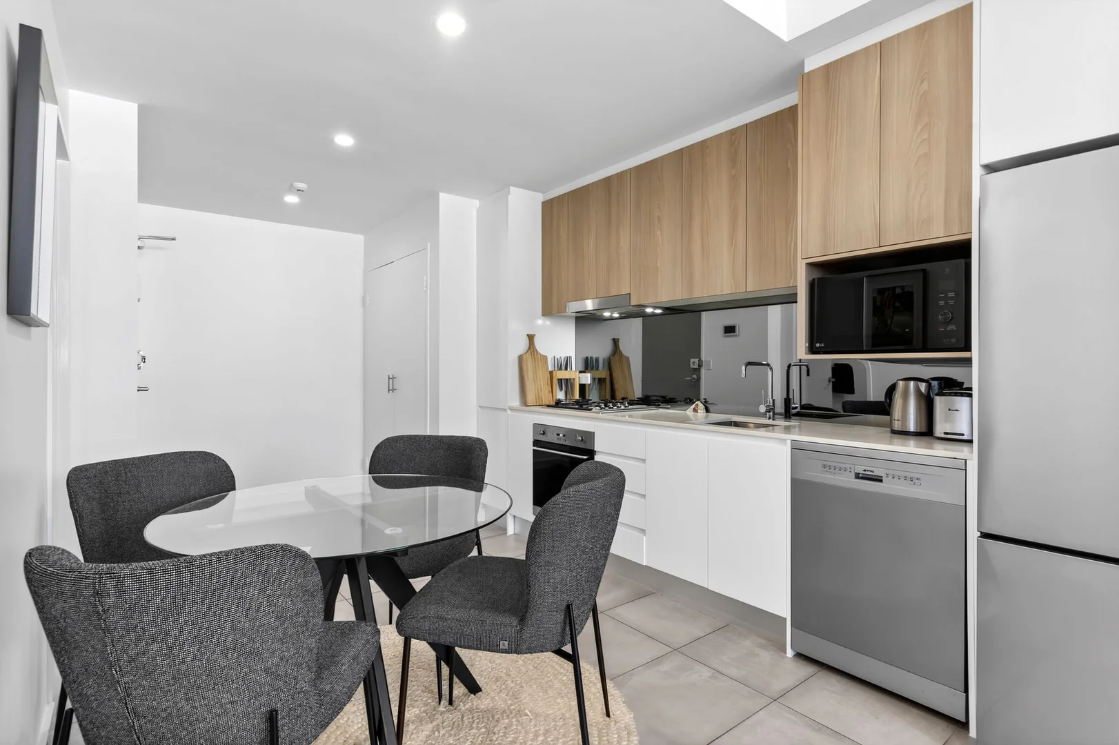 Additional image 2 of 404/621 Princes Highway, Blakehurst NSW 2221